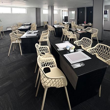 Hotel Wlh Silver Corferias Bogota Ngoại thất bức ảnh