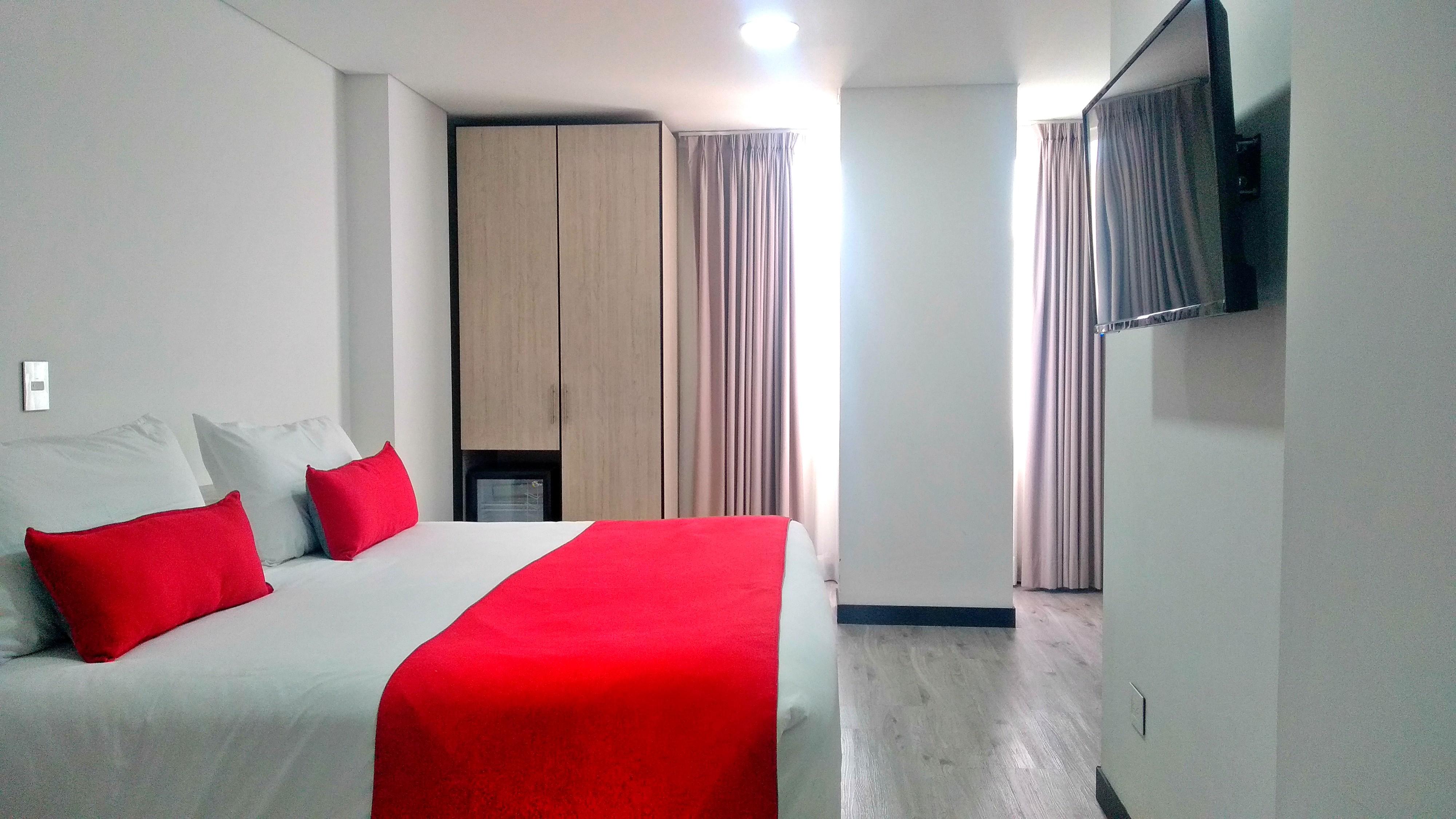 Hotel Wlh Silver Corferias Bogota Ngoại thất bức ảnh