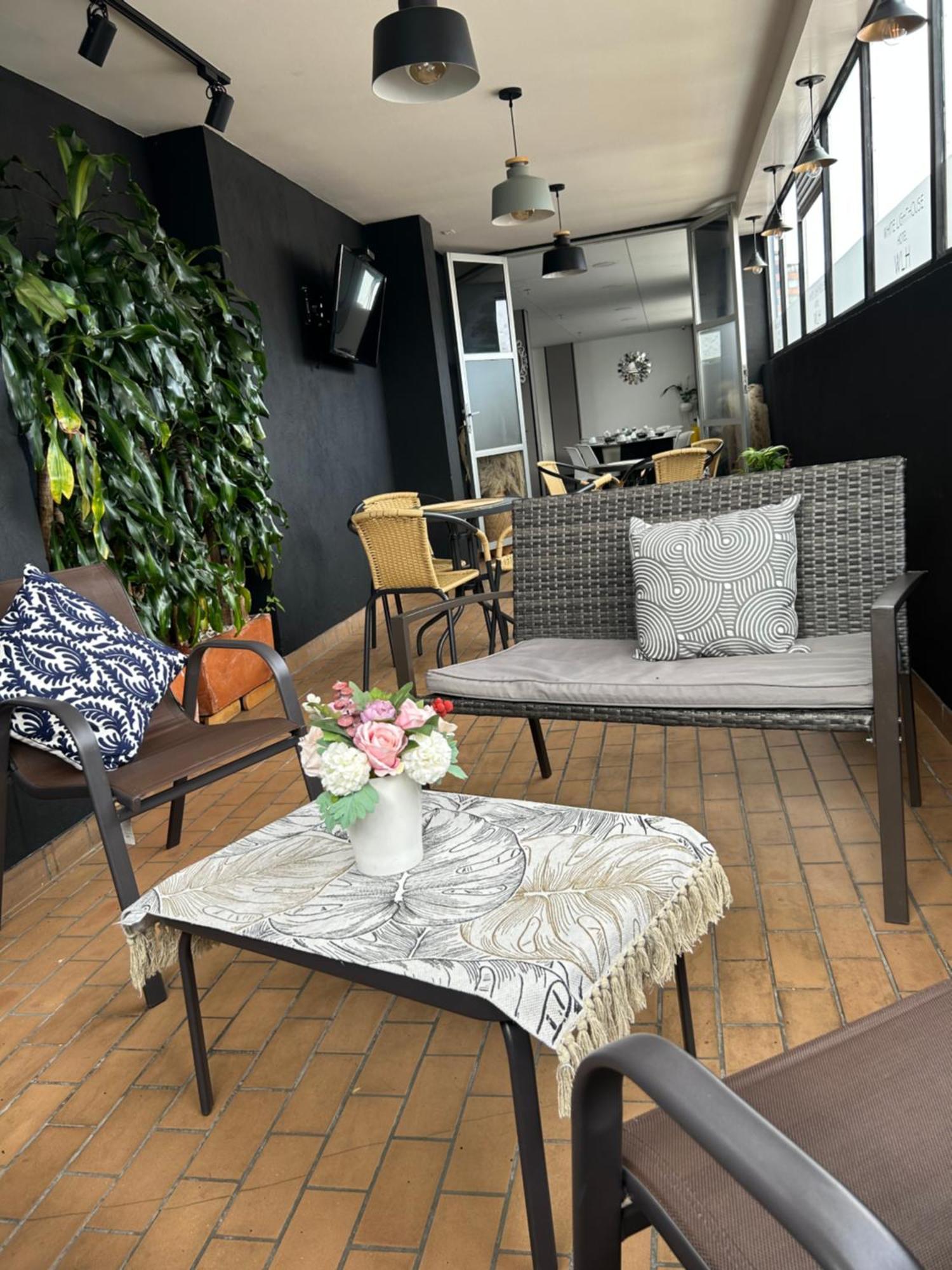Hotel Wlh Silver Corferias Bogota Ngoại thất bức ảnh
