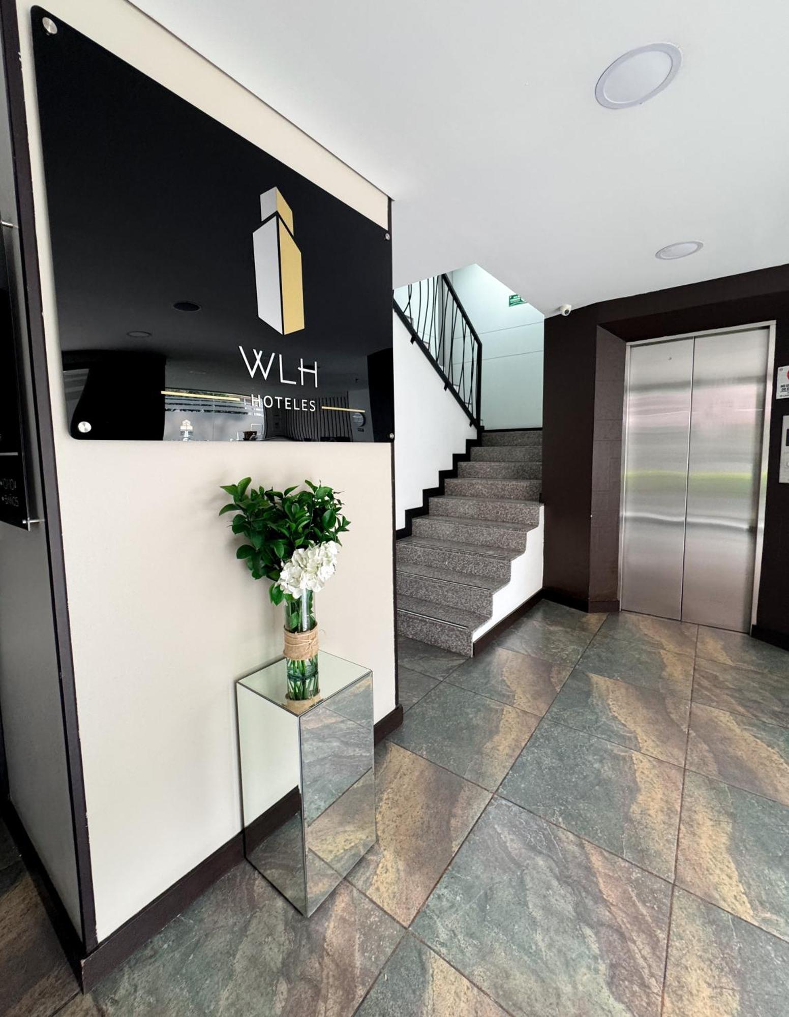 Hotel Wlh Silver Corferias Bogota Ngoại thất bức ảnh